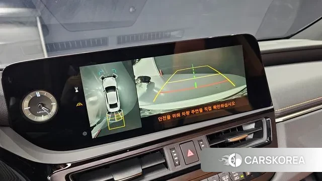 Lexus ES300h 7th generation 2024 Белый из Кореи, фото 6