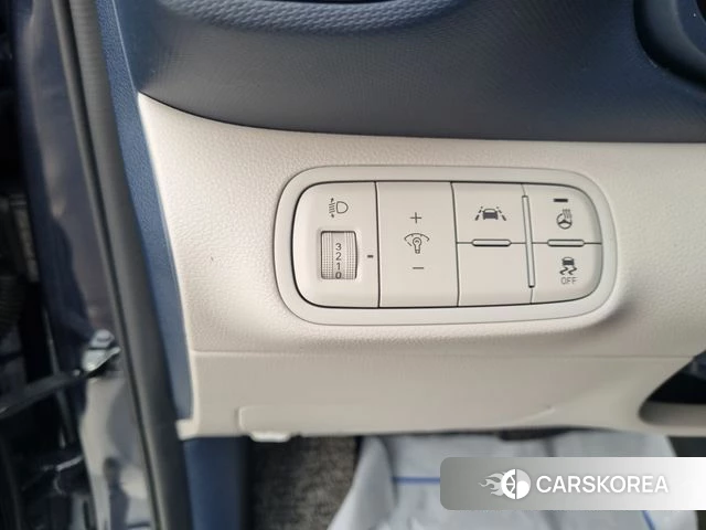 Hyundai Venue 2021 Синий из Кореи, фото 6