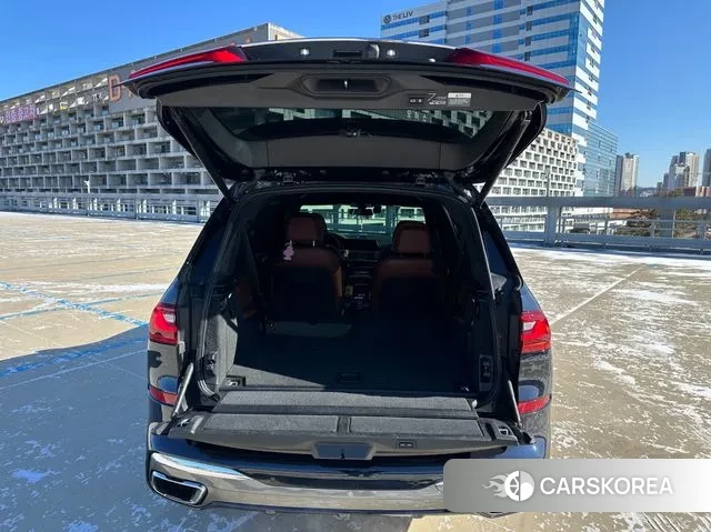 BMW X7 (G07) 2021 Черный из Кореи, фото 6