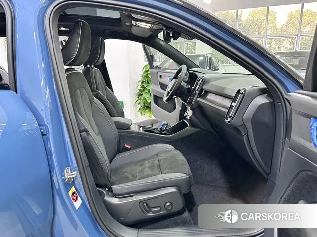 Volvo XC40 EV 2023 Синий из Китая, фото 6