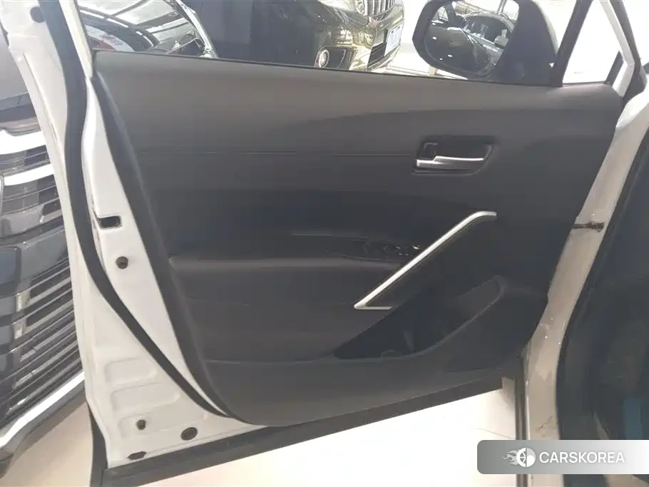 Toyota Frontlander 2024 Белый из Китая, фото 6