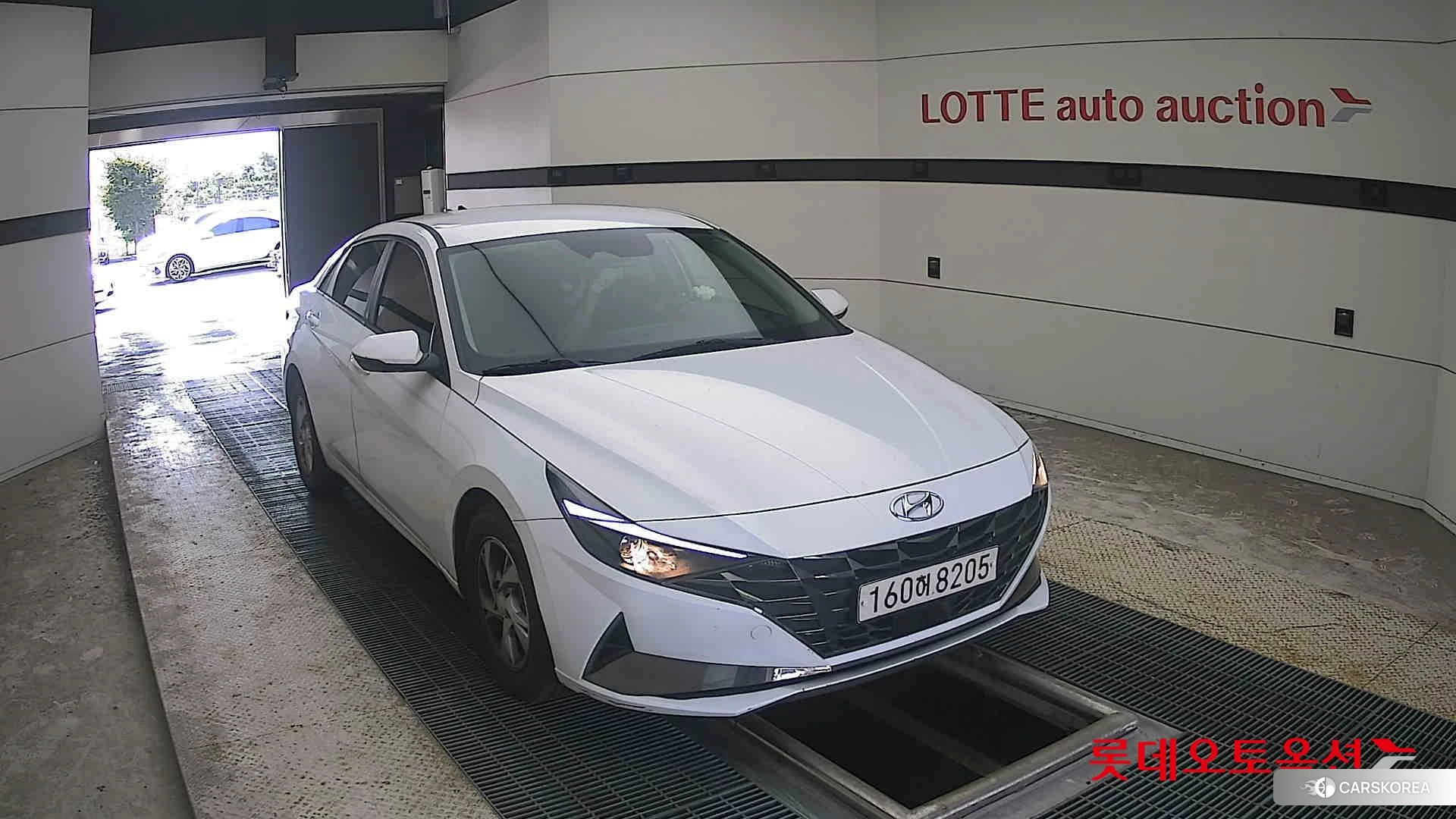 Hyundai Avante 2021 Polar White из Кореи, фото 6