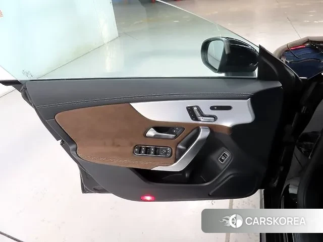 Mercedes-Benz CLA-Class C118 2025 Черный из Кореи, фото 6