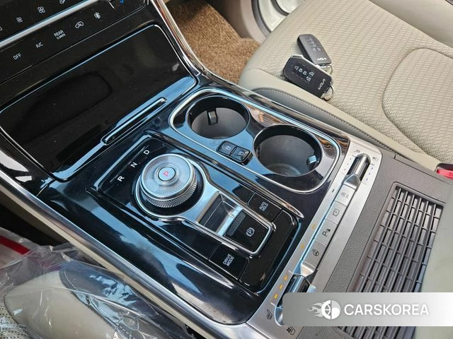 Kia Carnival 4th generation 2022 Белый из Кореи, фото 6