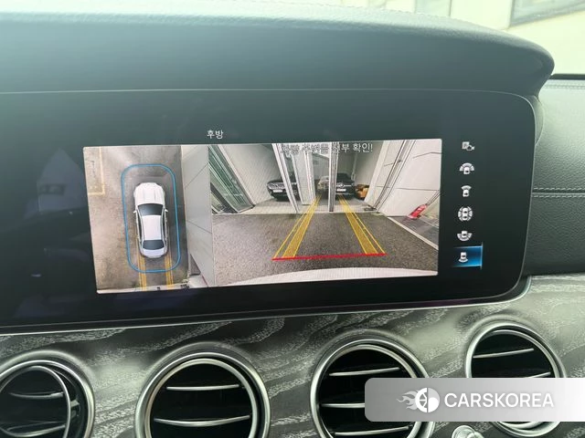 Mercedes-Benz E-Class W213 2022 Белый из Кореи, фото 6