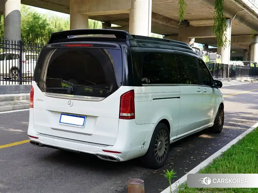 Mercedes-Benz V-Class 2021 Белый из Китая, фото 6