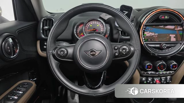 Mini Cooper Countryman 2019 Красный из Кореи, фото 6