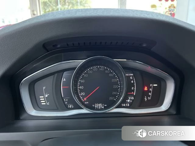 Volvo S60 2018 Белый из Китая, фото 6