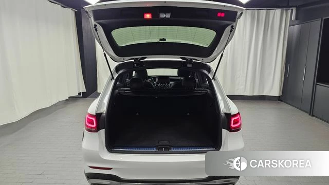 Mercedes-Benz GLC-Class X253 2022 Белый из Кореи, фото 6