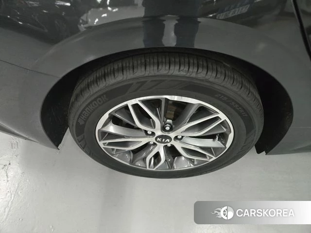 Kia K5 3rd generation 2020 Серый из Кореи, фото 6