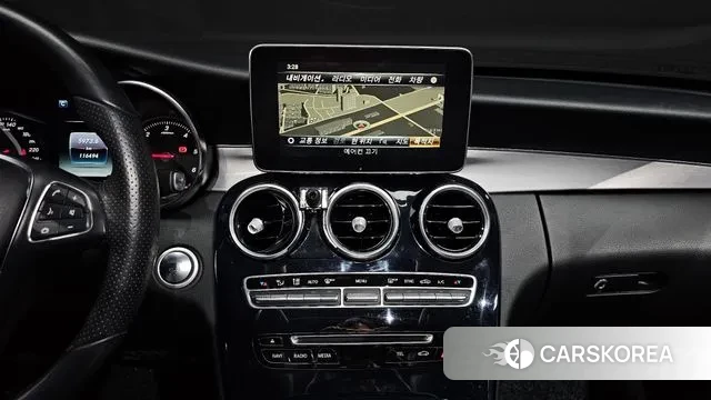 Mercedes-Benz C-Class W205 2018 Белый из Кореи, фото 6