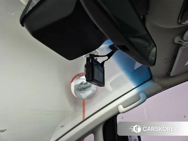 Hyundai Staria 2022 Серебряный из Кореи, фото 6