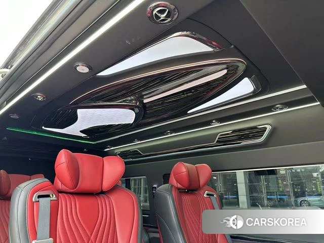 Toyota Hiace 2023 Белый из Китая, фото 6