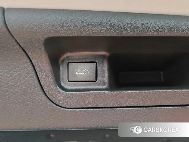 Mercedes-Benz Class C 2024 Белый из Китая, фото 6