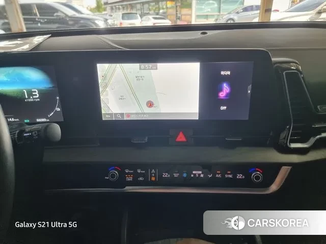 Kia Sportage 5th Generation Hybrid 2022 Белый из Кореи, фото 6