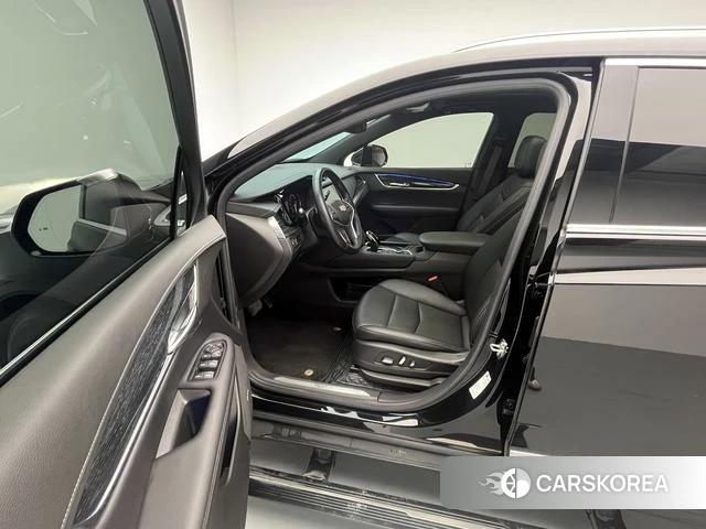 Cadillac XT5 2024 Черный из Китая, фото 6
