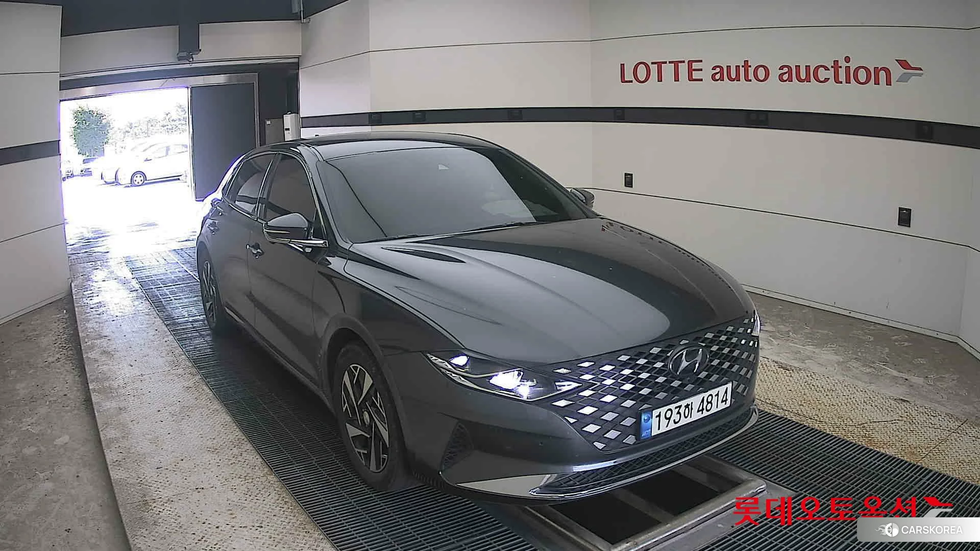 Hyundai Grandeur Hybrid 2022 Nocturne Grey Metallic из Кореи, фото 6