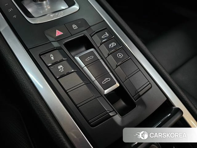 Porsche 718 Boxster 2022 Красный из Кореи, фото 6