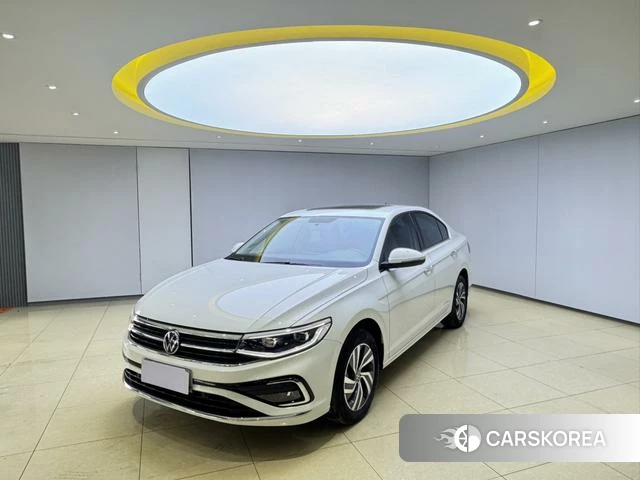Volkswagen Bora 2023 Белый из Китая, фото 6