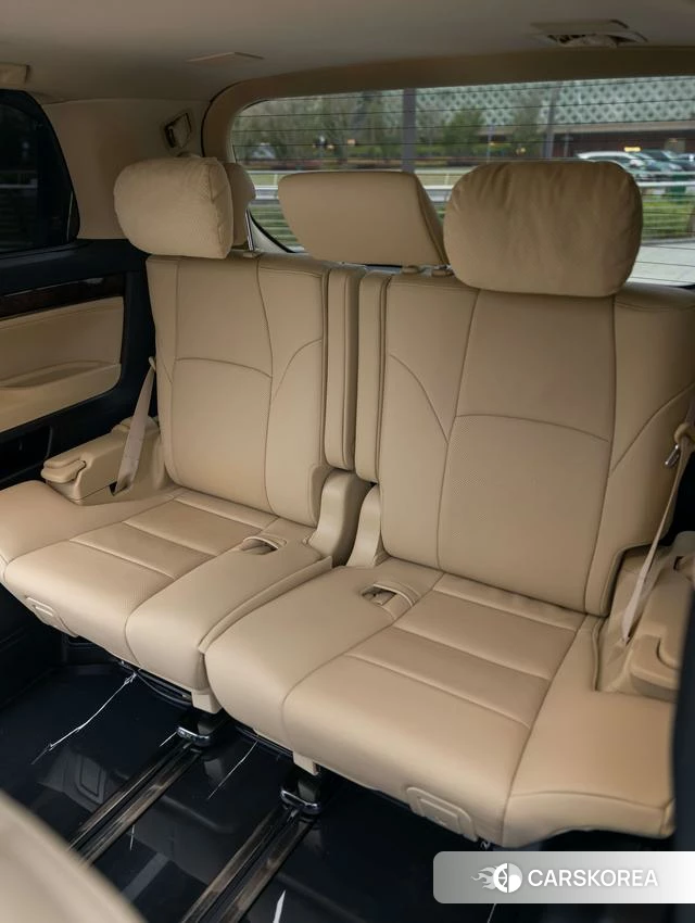 Toyota Elfa 2023 Черный из Китая, фото 6