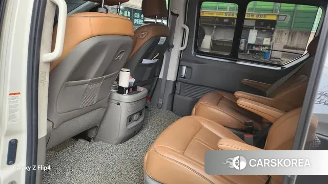 Hyundai Staria 2022 Белый из Кореи, фото 6