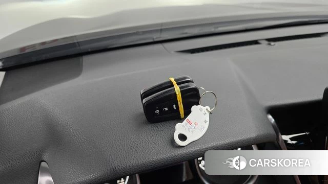 Toyota Camry (XV70) 2021 Коричневый из Кореи, фото 6