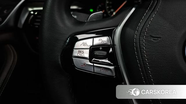 BMW 5 Series (G30) 2019 Синий из Кореи, фото 6