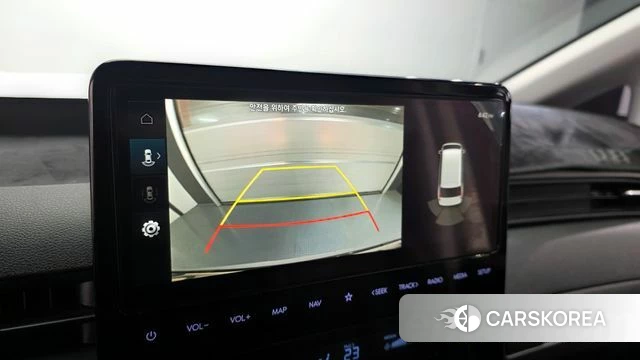 Hyundai Staria 2023 Белый из Кореи, фото 6