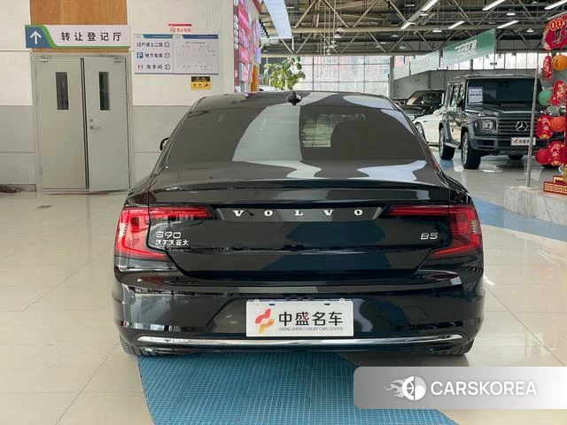 Volvo S90 2024 Черный из Китая, фото 6