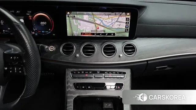 Mercedes-Benz E-Class W213 2022 Серый из Кореи, фото 6