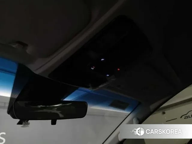 Hyundai Staria 2022 Белый из Кореи, фото 6