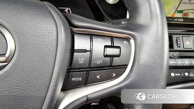 Lexus ES300h 7th generation 2022 Черный из Кореи, фото 6