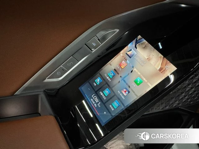 BMW i7 (G70) 2023 Белый из Кореи, фото 6