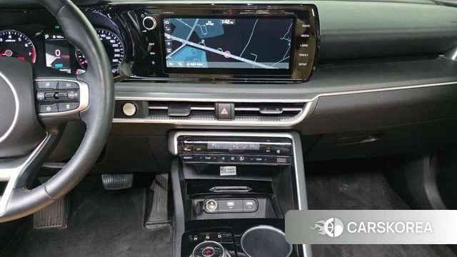 Kia K5 3rd generation 2023 Белый из Кореи, фото 6