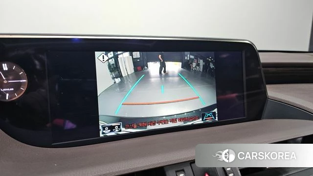 Lexus ES300h 7th generation 2018 Черный из Кореи, фото 6