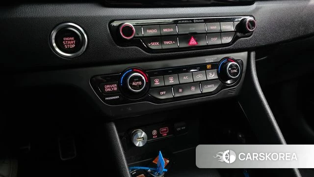 Kia Niro 2018 Синий из Кореи, фото 6