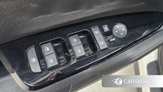 Kia Sportage 5th Generation Hybrid 2022 Белый из Кореи, фото 6