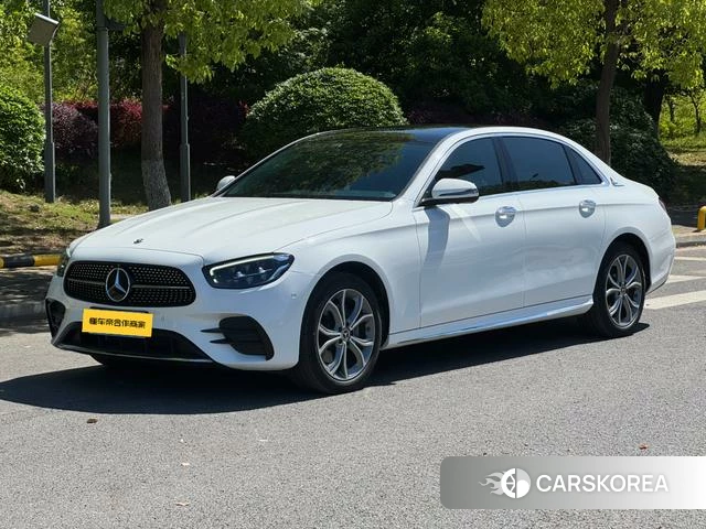 Mercedes-Benz E-class 2023 Белый из Китая, фото 6