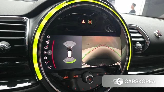 Mini Cooper Clubman 2023 Белый из Кореи, фото 6