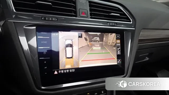 Volkswagen Tiguan Allspace 2023 Белый из Кореи, фото 6