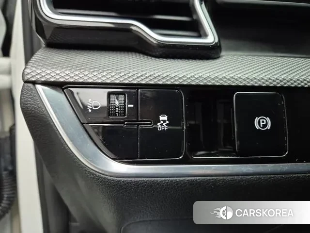 Kia Sportage 5th Generation 2022 Белый из Кореи, фото 6