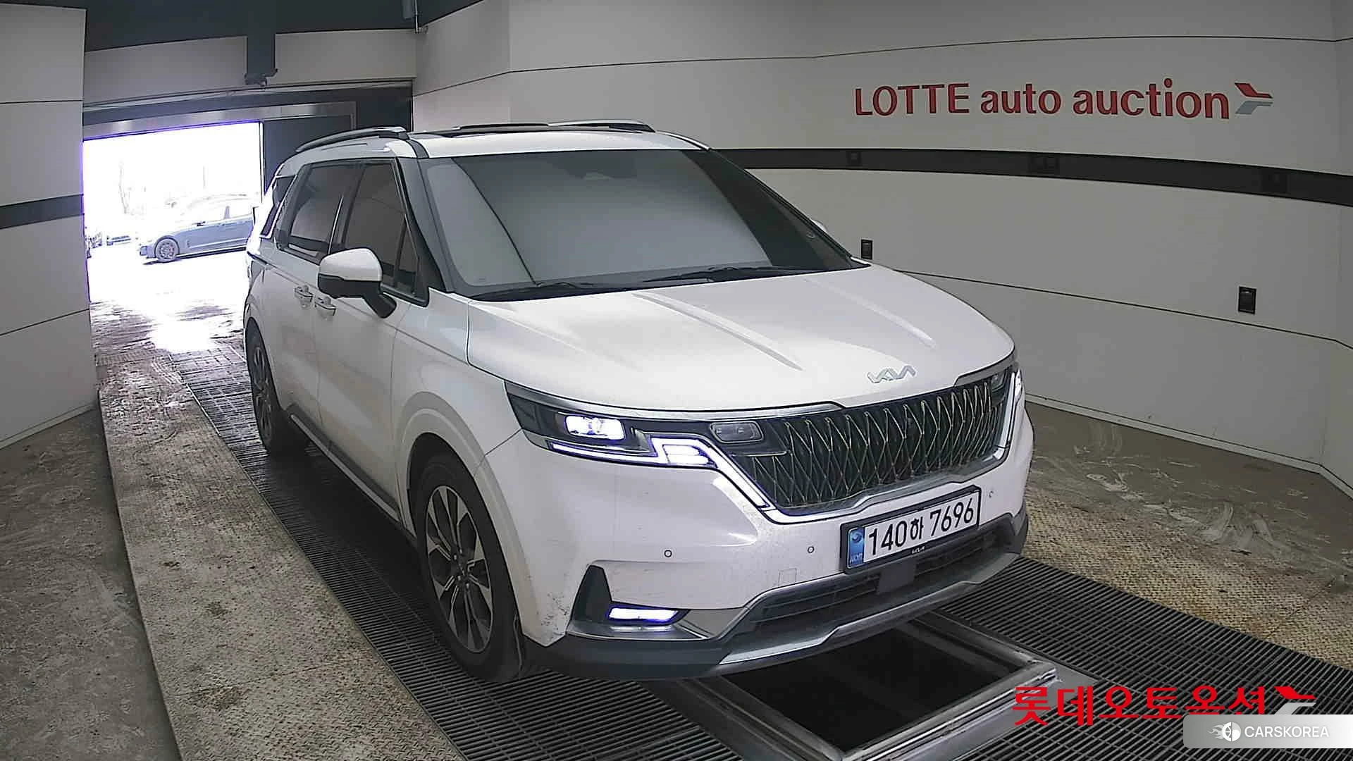 Kia Carnival 2021 Белый из Кореи, фото 6