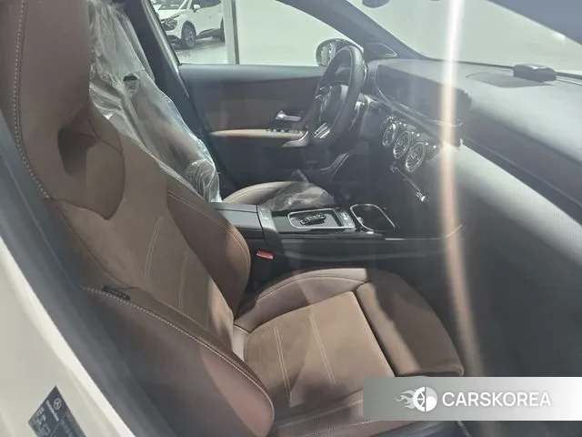 Mercedes-Benz A-Class W177 2025 Белый из Кореи, фото 6