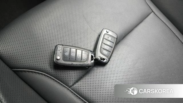Hyundai Tucson (NX4) 2022 Серебряный из Кореи, фото 6