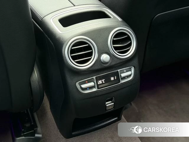Mercedes-Benz GLC 2023 Черный из Китая, фото 6