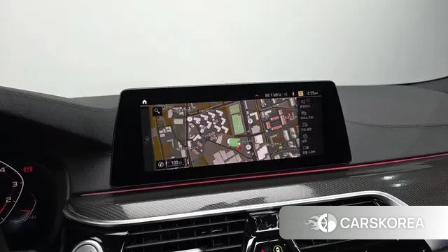 BMW 5 Series (G30) id 3718102 из Кореи 6