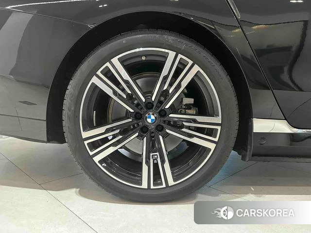 BMW i7 2024 Черный из Китая, фото 6