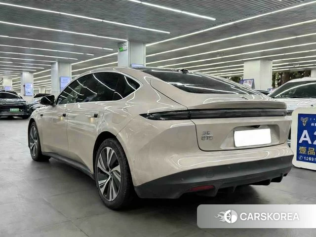 Weilai ET5 2023 Другой из Китая, фото 6