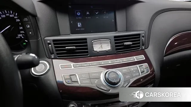 Infiniti Q70 2019 Белый из Кореи, фото 6