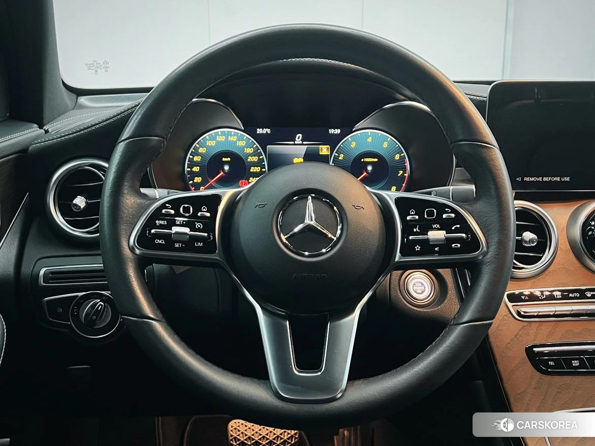 Mercedes-Benz GLC 2022 Белый из Китая, фото 6